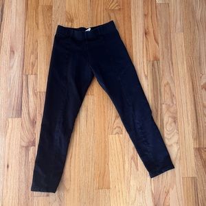 H&M black leggings for small girl. Size 8-9